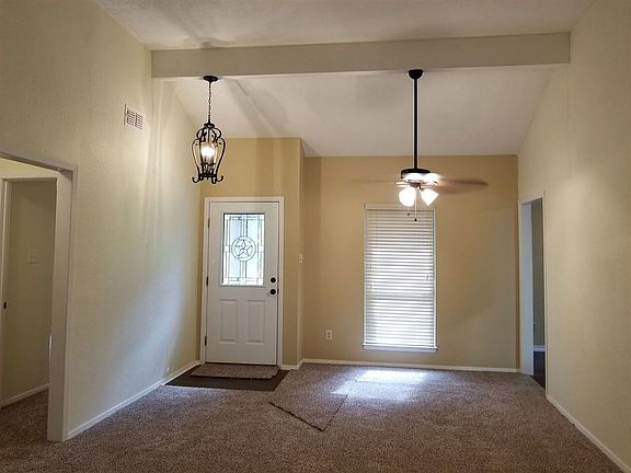 5th image of 410 Barkwood Dr