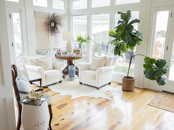 Additional sunroom view