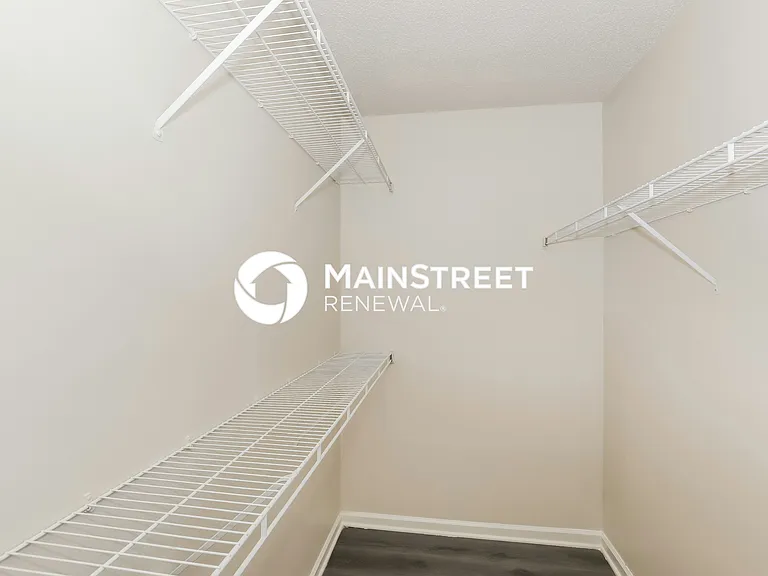 Walk In Closet