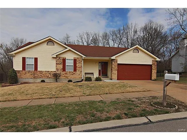 2653 Bluff Ridge Dr photo 1