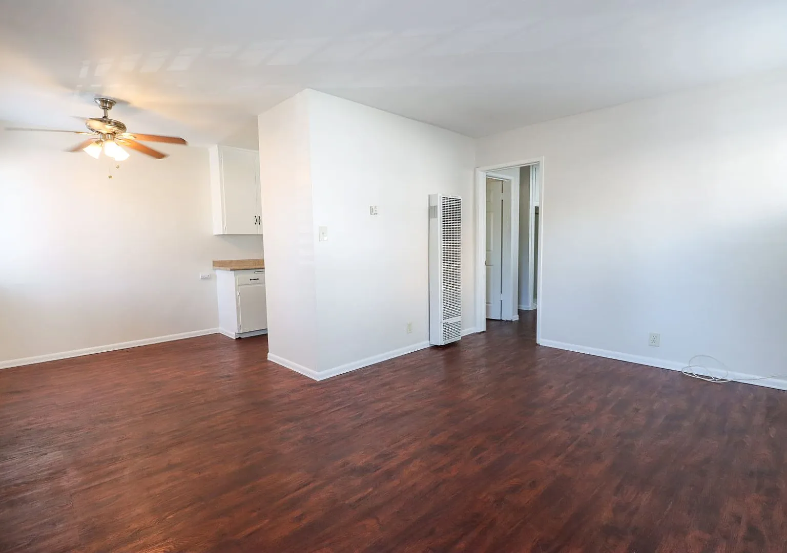 913 19th Street — Photo 2