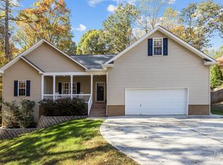 101 Holmfield Rd, Troutman, NC 28166