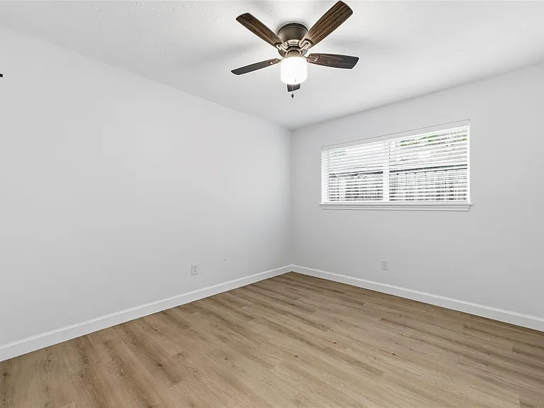 9607 Kemp Forest Dr — Photo 13