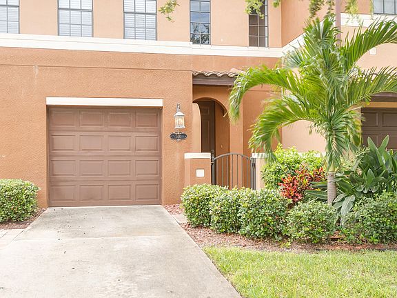 3rd image of 744 Ventura Dr #744