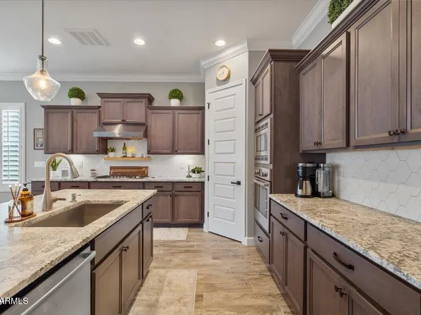 18534 E ARROWHEAD Trail, Queen Creek, AZ 85142