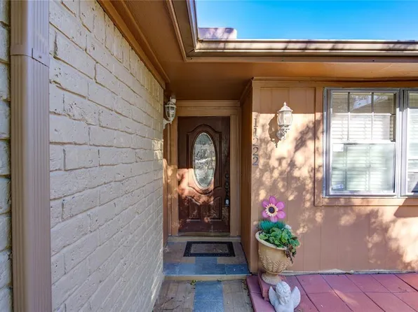 11222 Langdon Ln, Houston, TX 77072