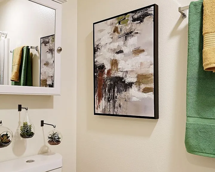 Convenient Apartments on Cap Hill! — Photo 30
