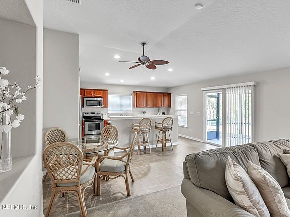 3rd image of 1184 NOCHAWAY Drive