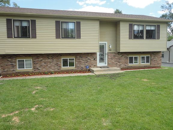 2nd image of 329 Bridgewood Dr