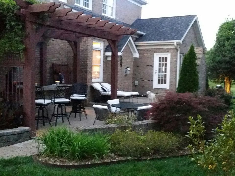 2nd image of 952 Tartan Ln NW