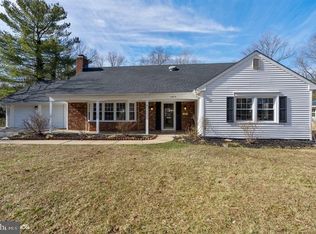 12810 Silverbirch Ln, Laurel, MD 20708