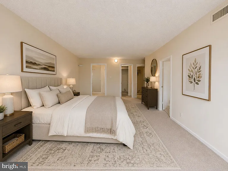 200 N Pickett St #207 — Photo 10