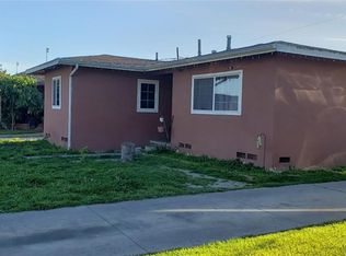 1023 S Castlegate Ave, Compton, CA 90221