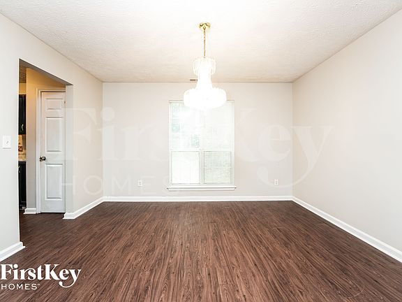 5th image of 7166 Stonebrook Ln
