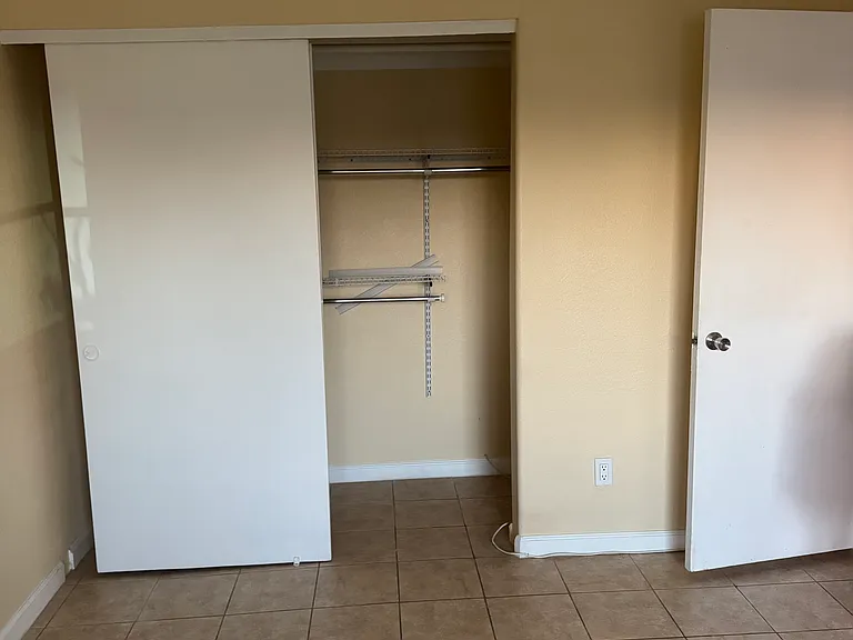 6668 Geranium Pl — Photo 5