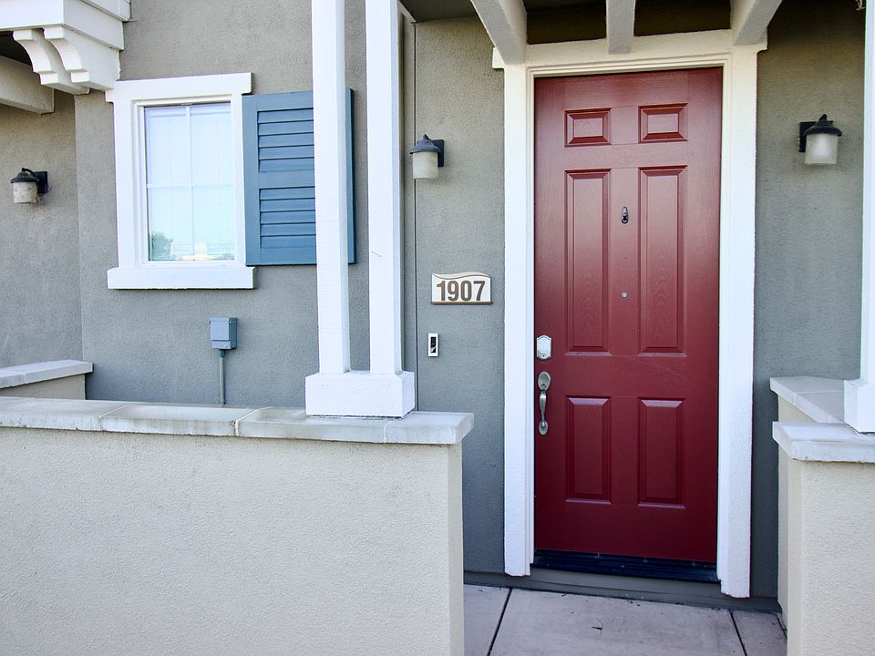 1st image of 643 Turnbuckle Dr Unit 1907