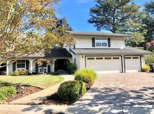 2385 Friars Ln, Los Altos, CA 94024