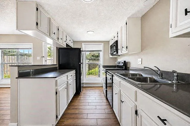 1846 Hollister St #7 — Photo 7