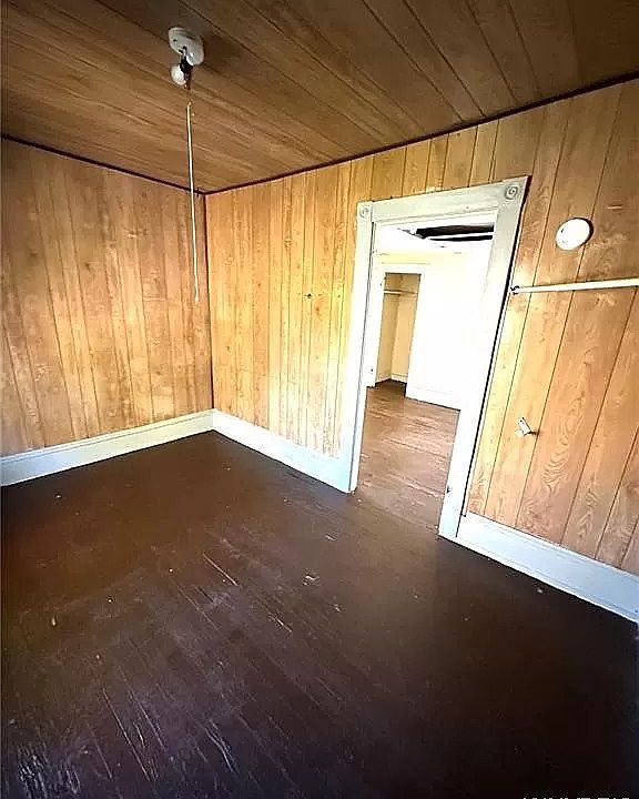 2nd image of 242 McKinley Ave #2