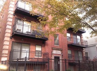 2640 W George St #3, Chicago, IL 60618