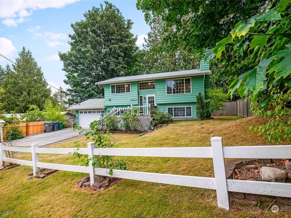 2071 NW Swanlund Street, Poulsbo, WA 98370