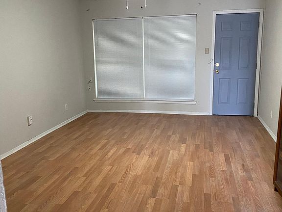 2nd image of 6012 Westridge Ln APT 605