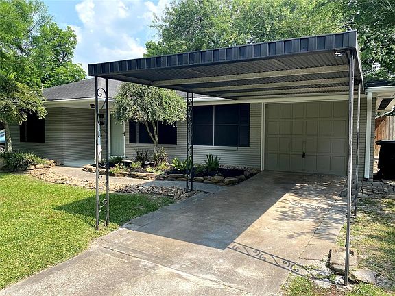 4th image of 2215 Gardenia Dr