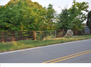 4400 Whiporwill Rd, Gillsville, GA 30543