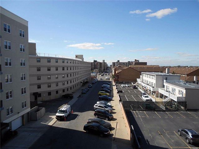 1st image of 854 E Broadway APT 5M