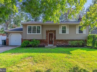 120 Holly Pkwy, Williamstown, NJ 08094