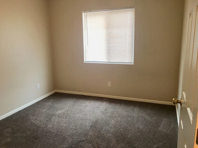1308 Millcreek Duplex — Photo 17