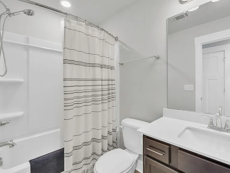 119 Shallons Dr — Photo 29