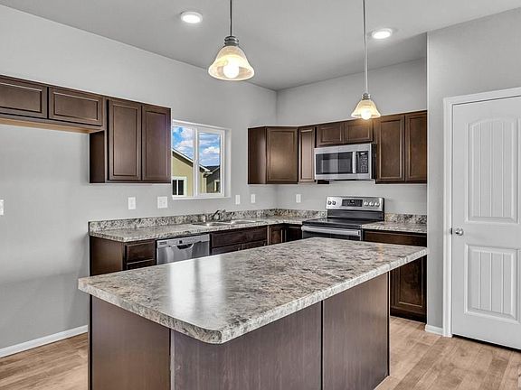 5th image of 2329 W 18th St