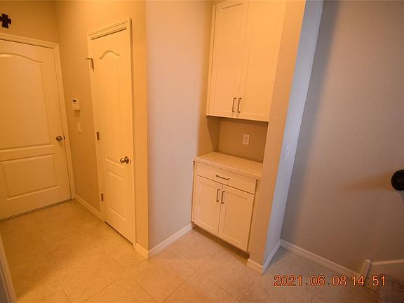 4th image of 62 Boardwalk Ave