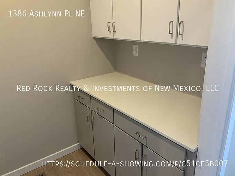 1386 Ashlynn Pl NE — Photo 11