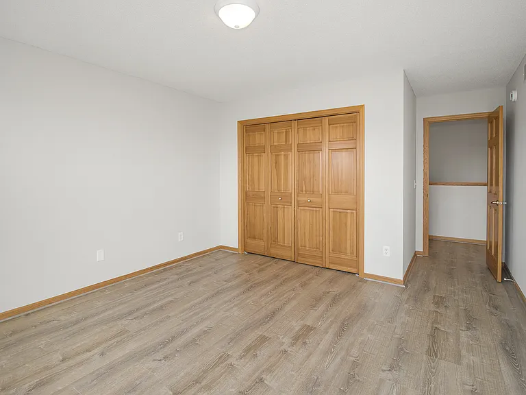 2434 Elianna Dr — Photo 27