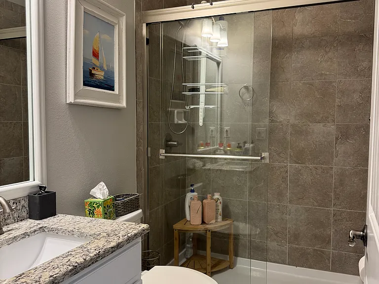 14216 Lambert Bridge Ln — Photo 34