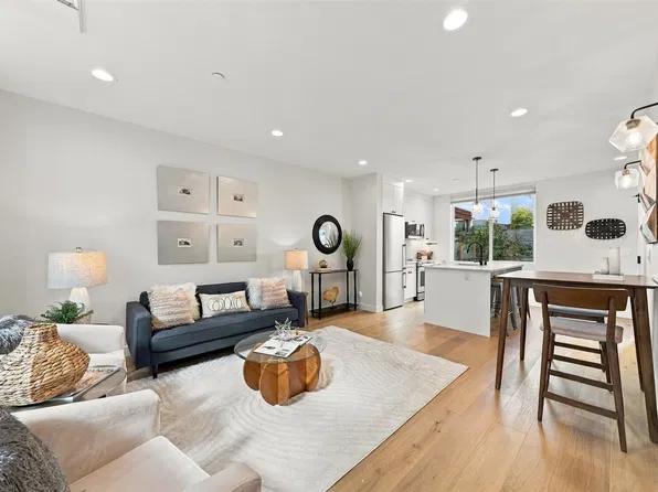 6016 California Avenue SW #D, Seattle, WA 98136