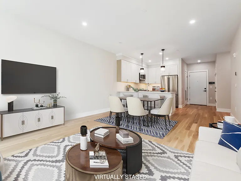 8 Husted Ln #1D — Photo 6