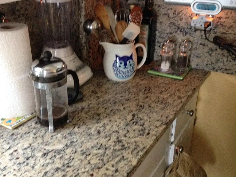 Granite counter kitchen