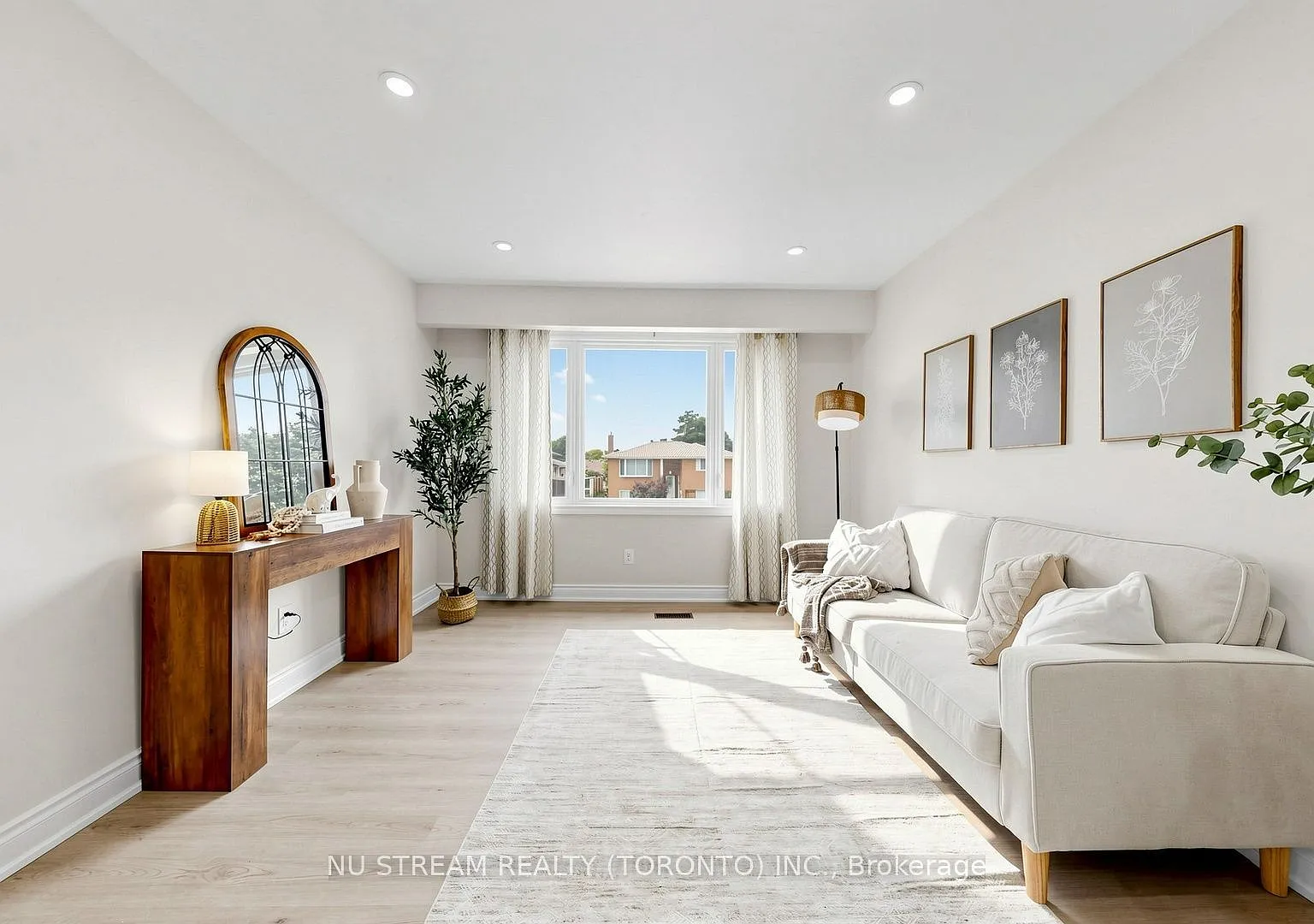3 bed, $2,500 — Photo 3