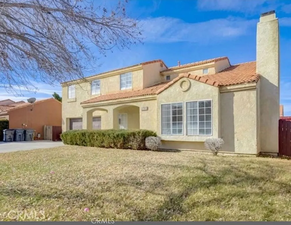 4 bed, 1670 sqft, $2,800 — Photo 3