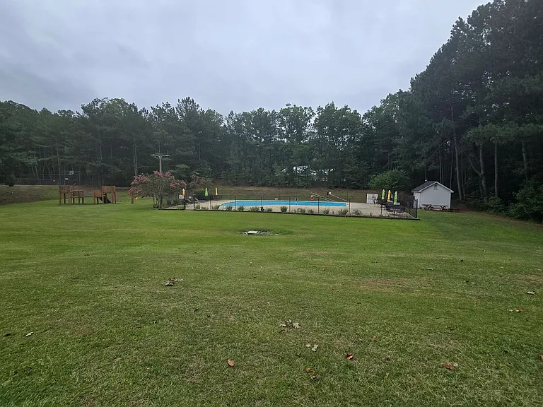 215 Mill Pond Rd — Photo 27