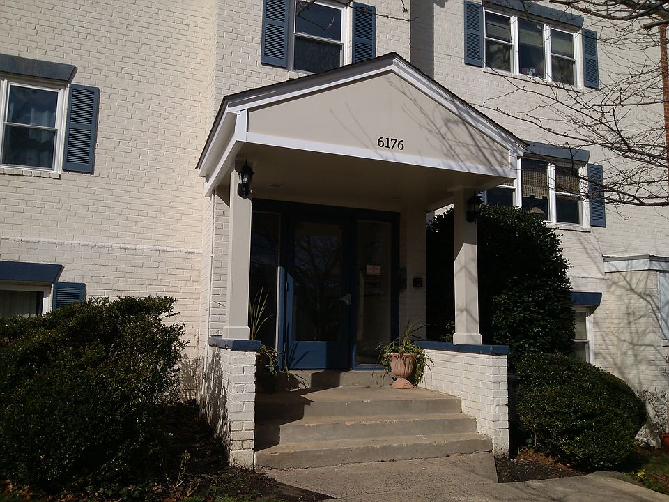 1st image of 6176 Greenwood Dr APT 201