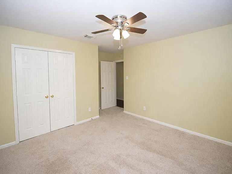 6430 Binalong Dr — Photo 11