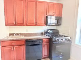 102-06 Kennedy Blvd, Bayonne, NJ