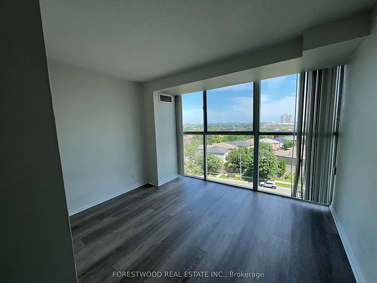 35 Trailwood Dr #711 — Photo 16
