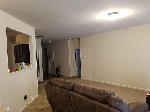 3rd image of 2383 Allman Dr
