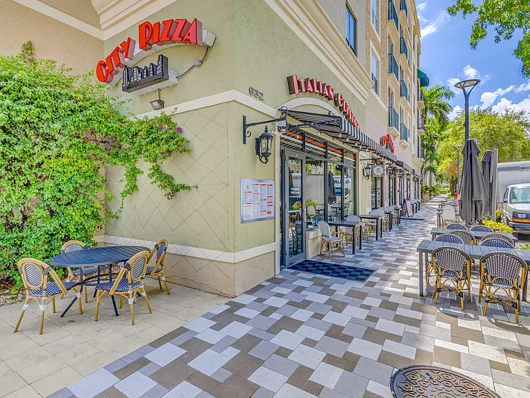 630 Sapodilla Ave #112 — Photo 47