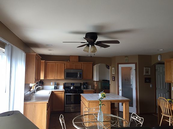 5th image of 10631 230th Avenue Ct E